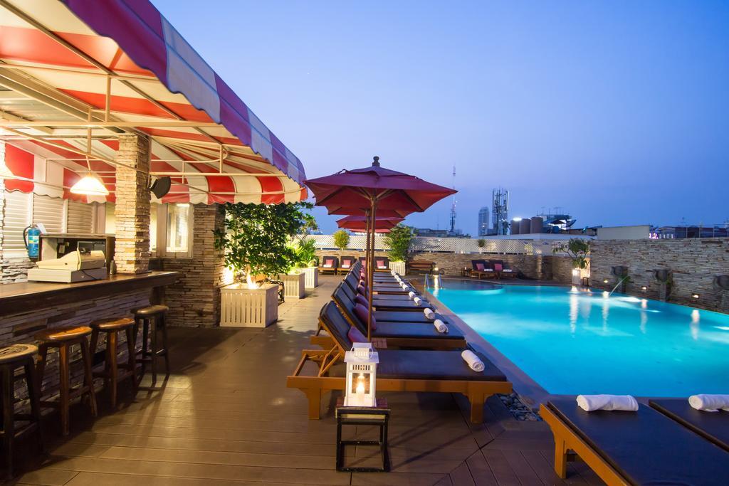 Buddy Lodge, Khaosan Road Банкок Екстериор снимка